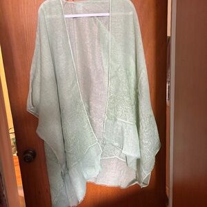 Kimono one size Light mint green $10